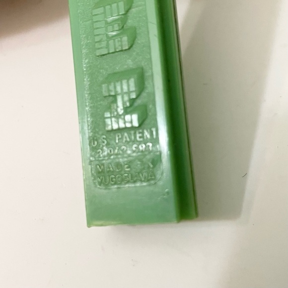 Lot of 3 Pez Dispensers Pokemon Pikachu Speedy Gonzales Santa Claus - Picture 8 of 10